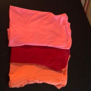 Three bundles short sleeve tops